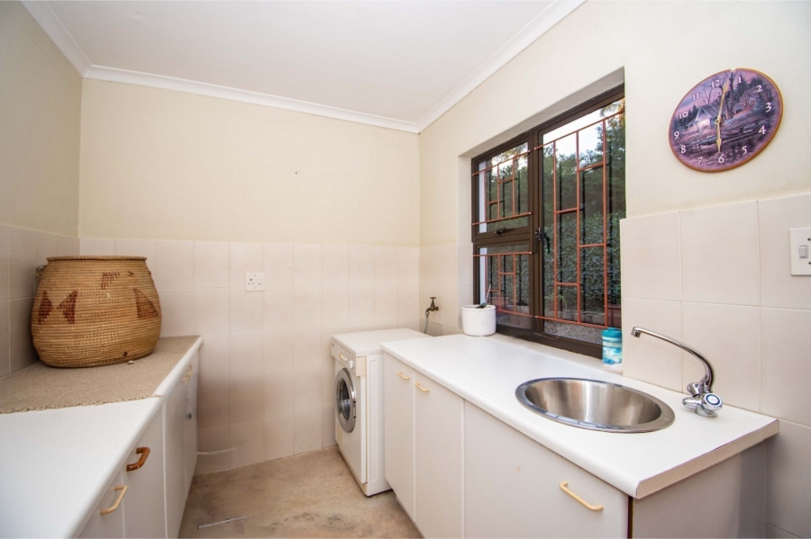 3 Bedroom Property for Sale in Helderberg Estate Western Cape